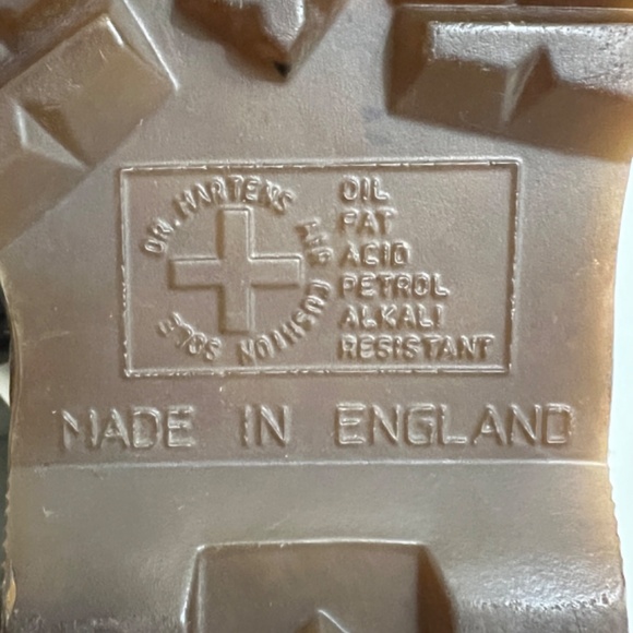 Doc Martens boots - Picture 9 of 10